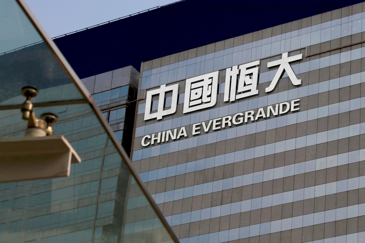 Evergrande stoupá o 70 % a vede čínské akcie nemovitostí vzhůru poté, co se Country Garden vyhnula platební neschopnosti