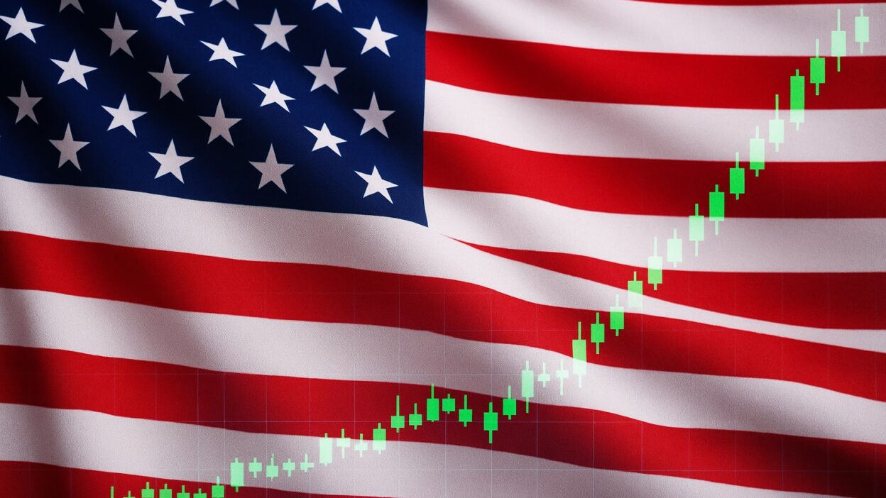 Historie přeje červenci: Index S&P 500 míří výš, ale cla vrhají stín